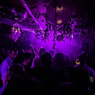 We wish you a merry Pingmas- Top Clubs for NYE