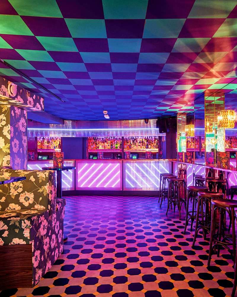 Top 10 Quirkiest Bars in Clapham, London