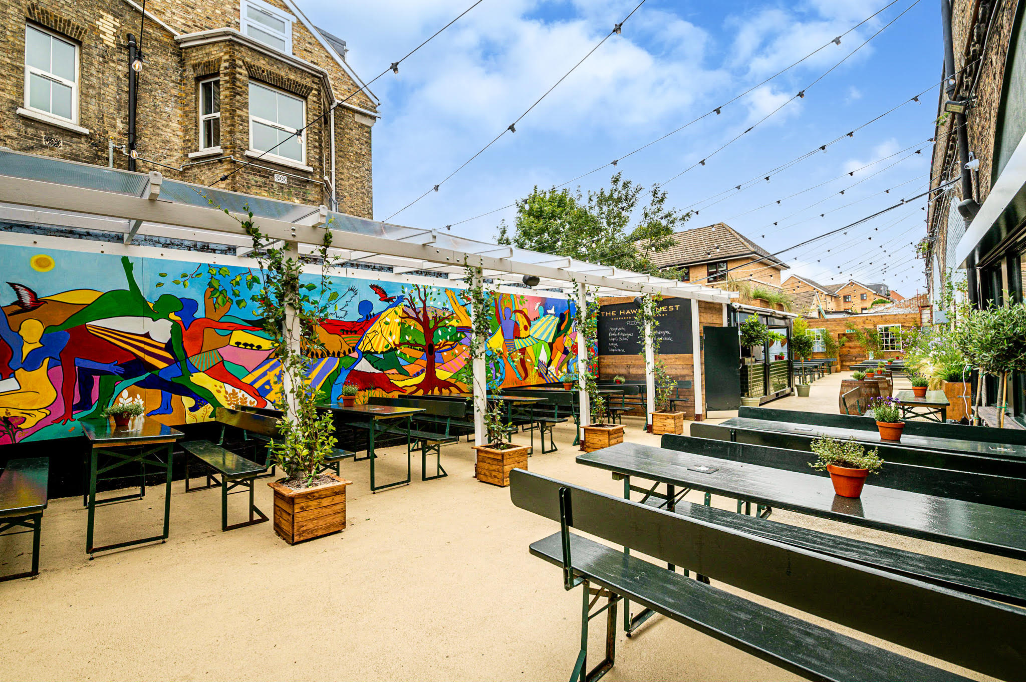 Best bars in White City, London Header Image