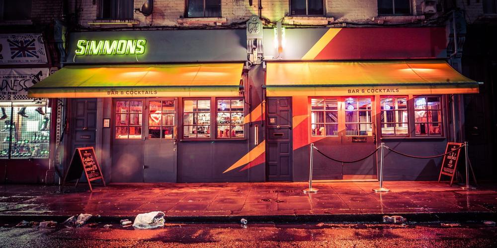 Simmons Bar | Camden Town