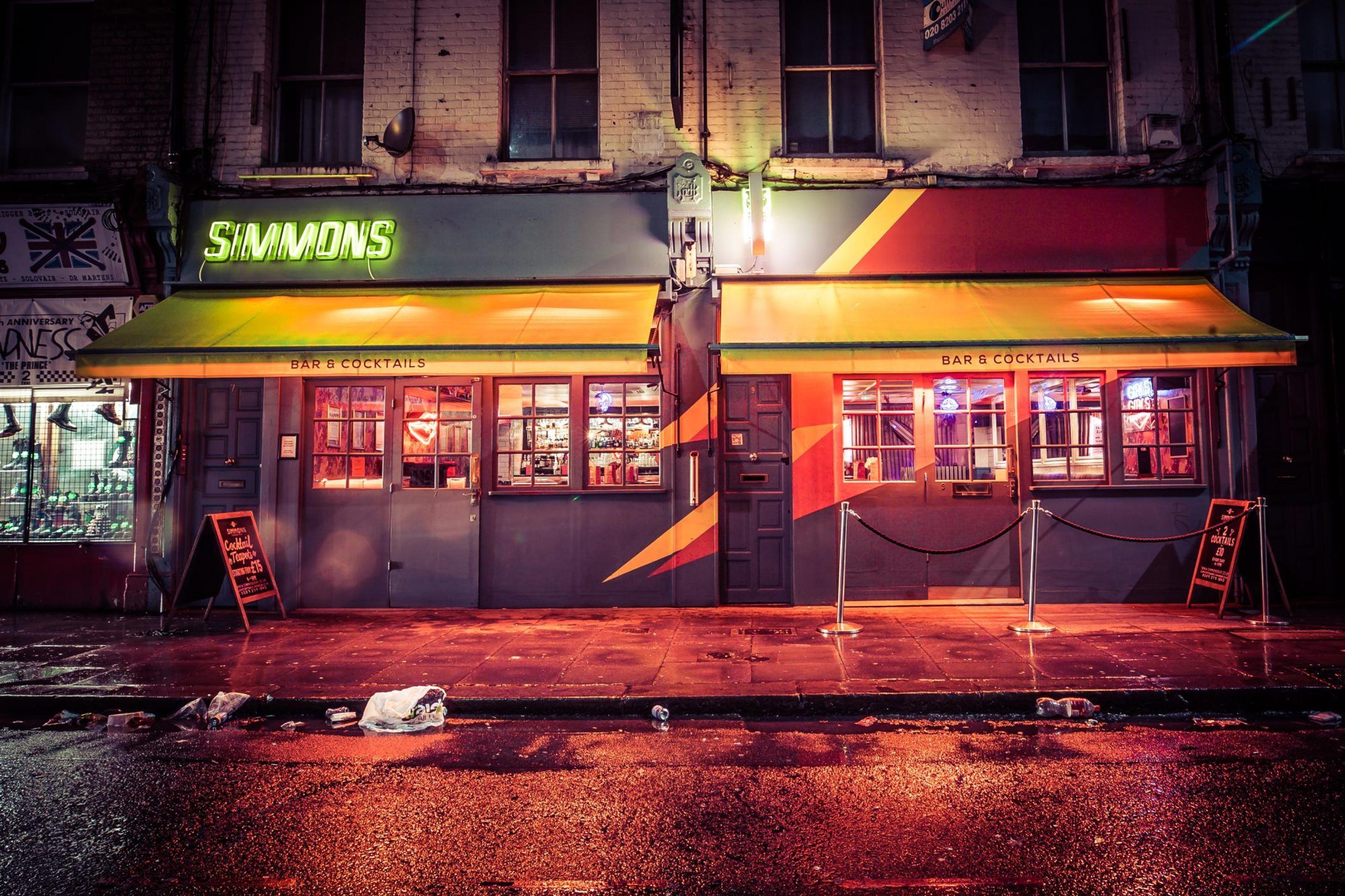 Best Bars In Camden Header Image