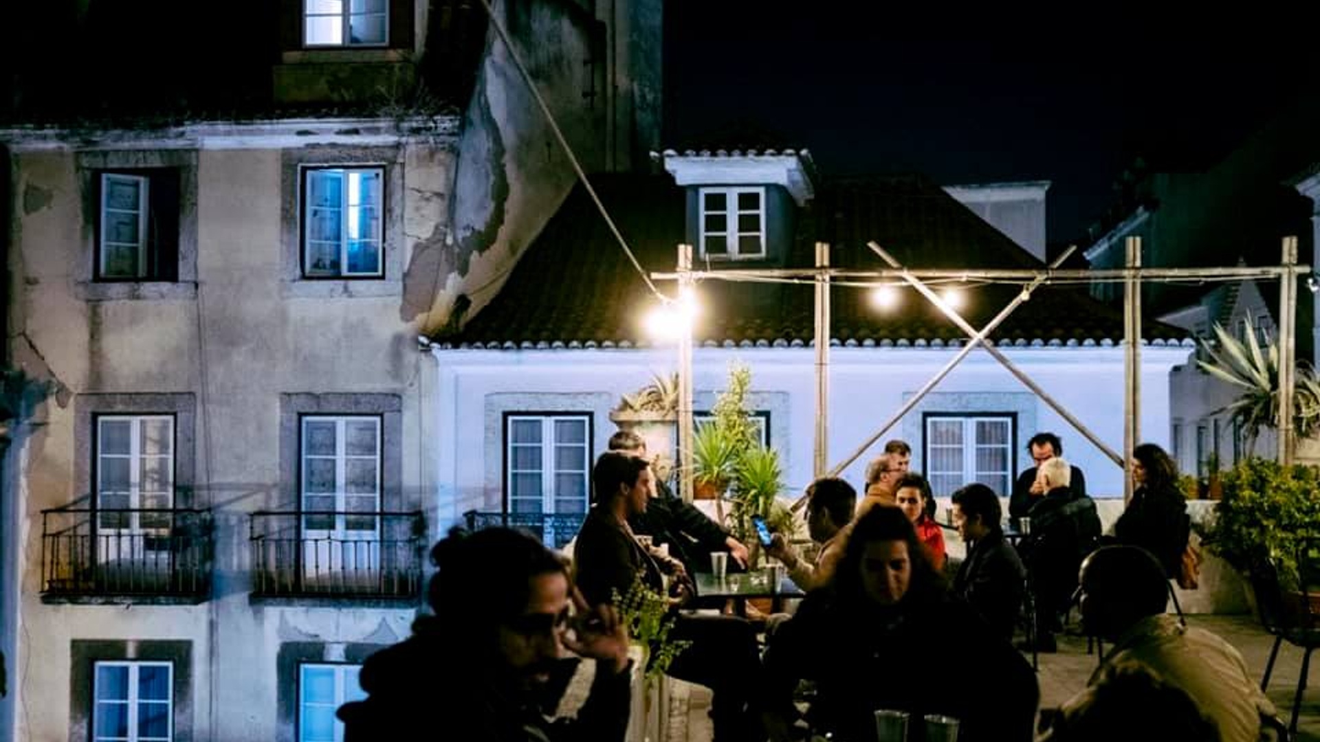 Romancing in Lisbon: A Treat for Date Night Adventures Header Image