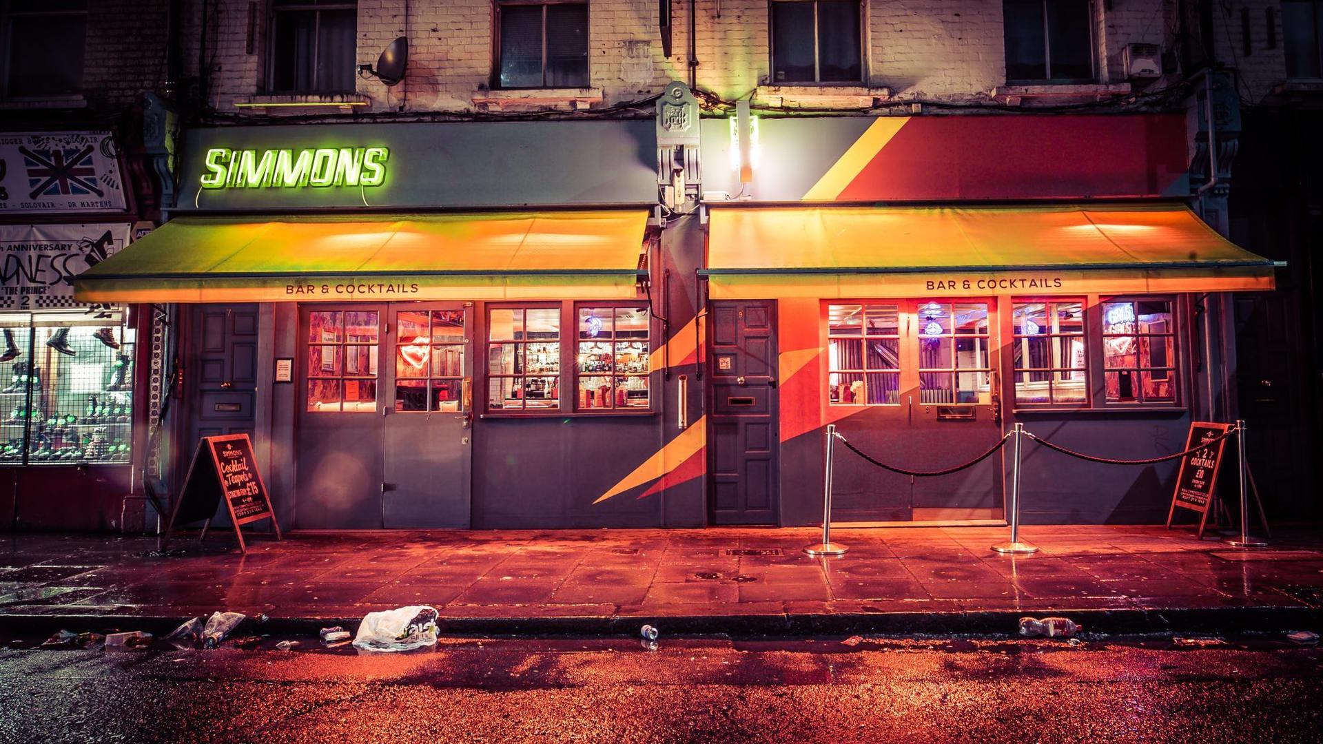 Best Bars In Camden Header Image