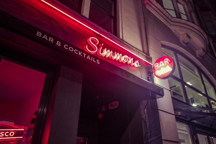 Image 3 from Simmons Bar | Piccadilly Circus's image gallery'