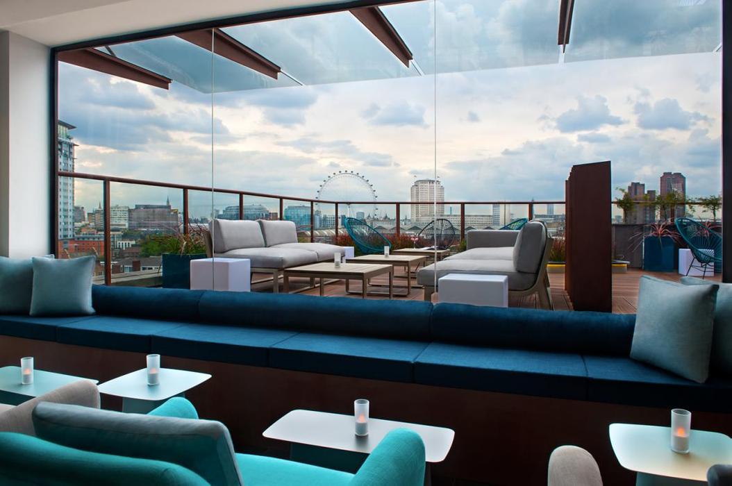 Image 1 from H10 Waterloo Sky Bar's image gallery'