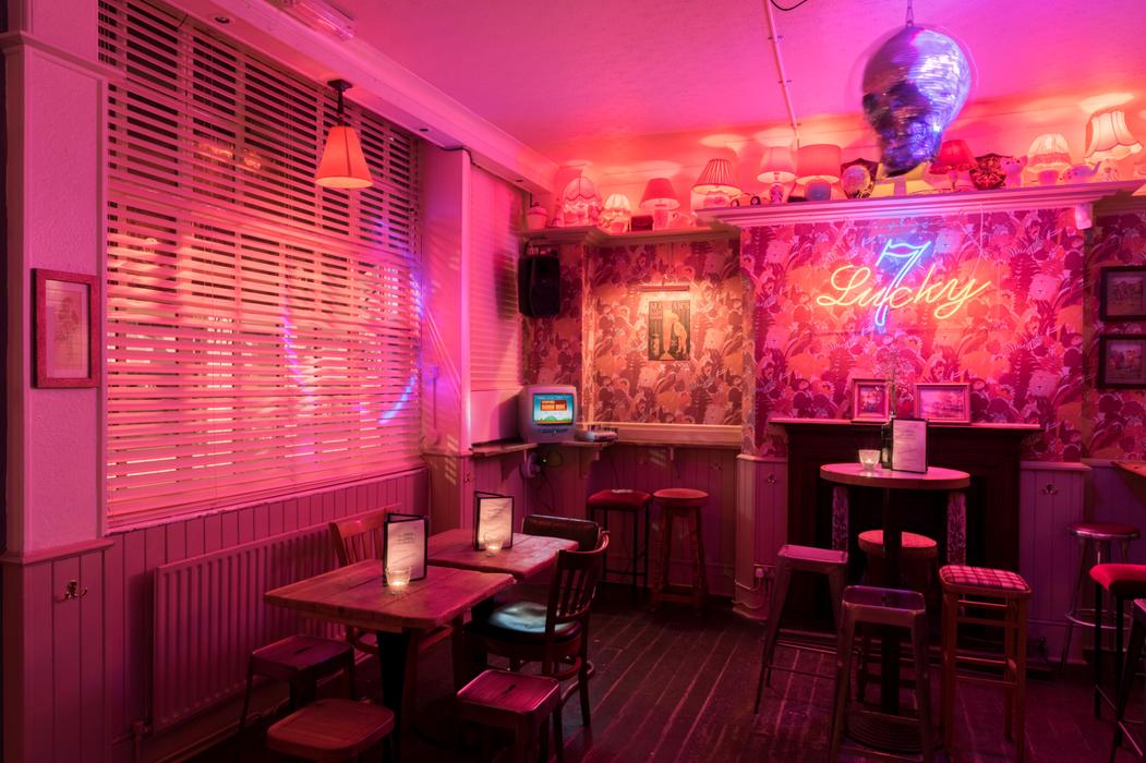 Image 5 from Simmons Bar | Soho's image gallery'
