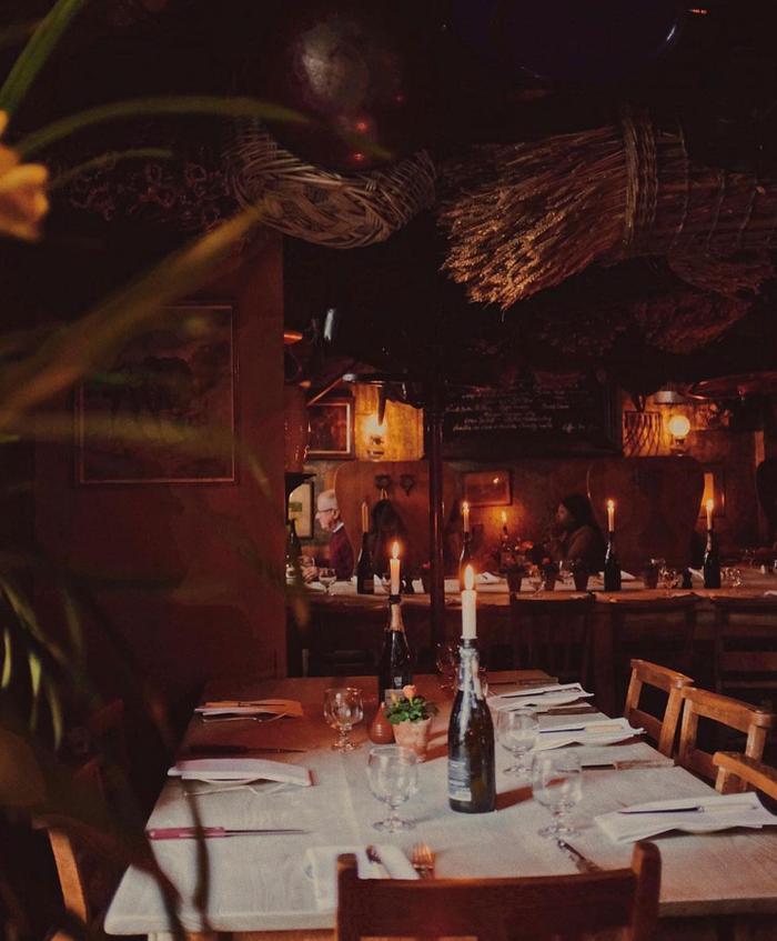 Image 2 from Maggie Jones's Restaurant's image gallery'