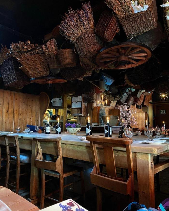 Image 4 from Maggie Jones's Restaurant's image gallery'