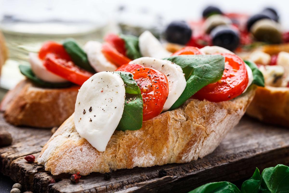<h3>Al Fresco Perfection</h3>