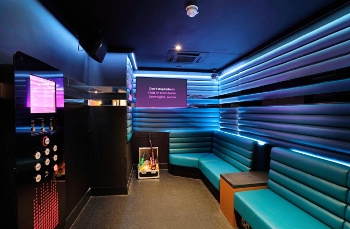 Private karaoke rooms