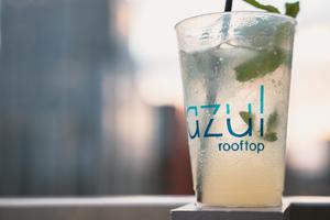 Azul Rooftop's logo